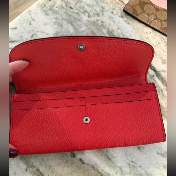 Sold - Picture 2 of 7